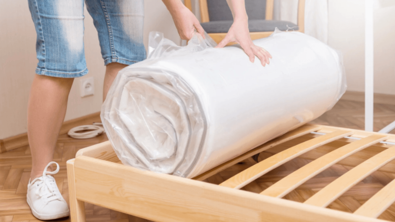 Best Foldable Air Mattress for Guests: Review of the Top 10 2 Best Foldable Air Mattress for Guests: Review of the Top 10